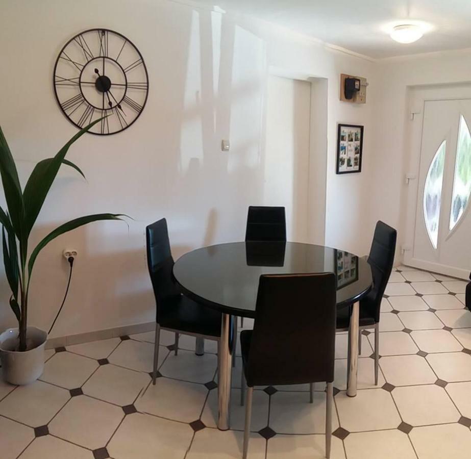 Apartment Melany Senj  Eksteriør bilde